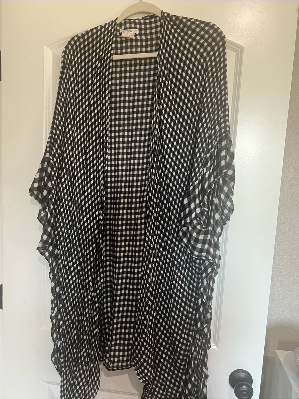 Shiraleah Black & White Gingham Kimono Cape